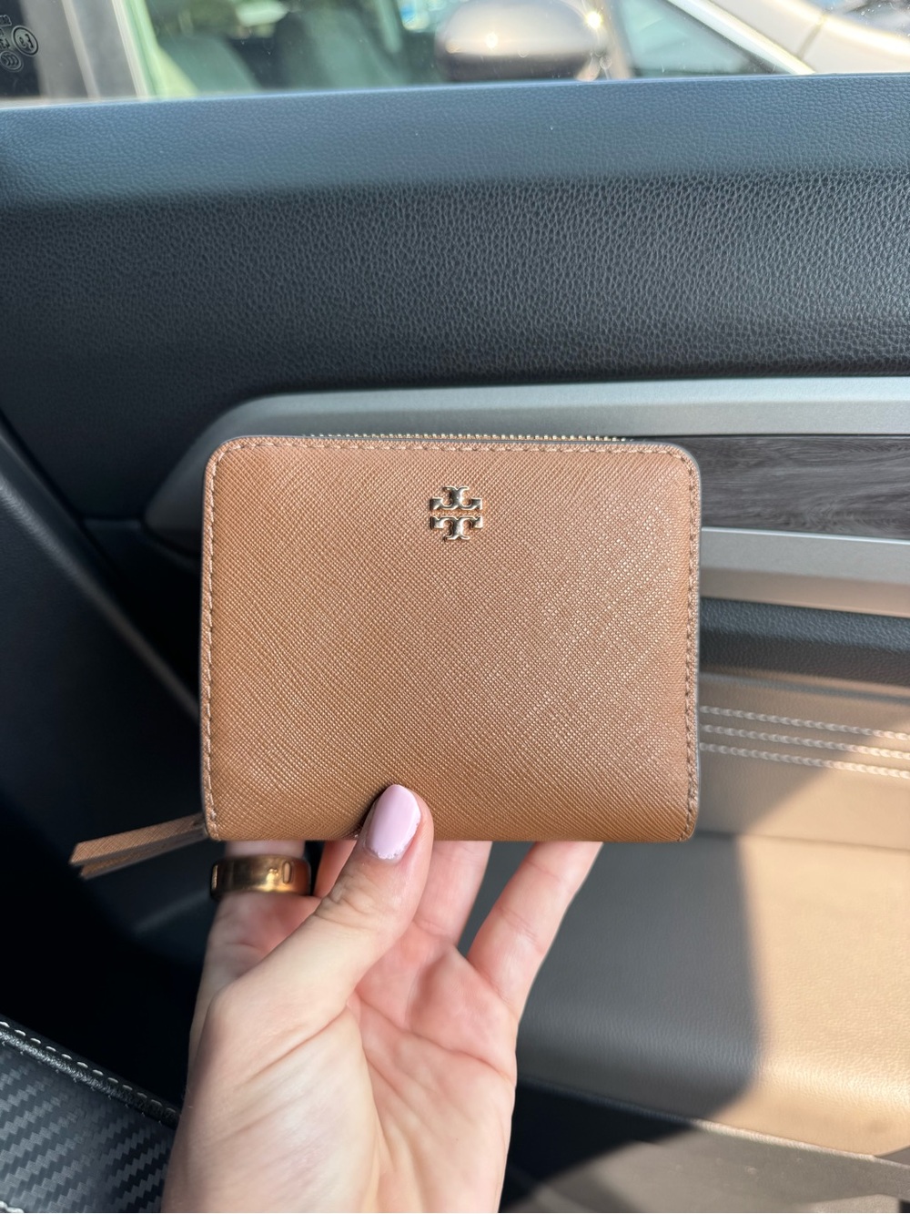Tory Burch Caramel Saffiano Zip Wallet with Gold Logo